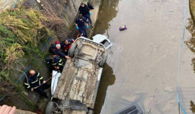 Giresun’da Feci Kaza: Hafif Ticari Araç Dereye Uçtu, 3 Ölü, 2 Yaralı