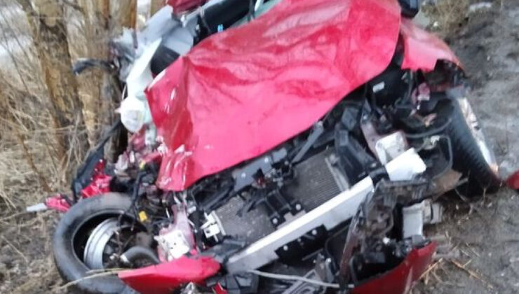 Erzurum’da Faci: Kontrolden Çıkan Otomobil Şarampole Uçtu, Aynı Aileden 2 Ölü, 5 Yaralı