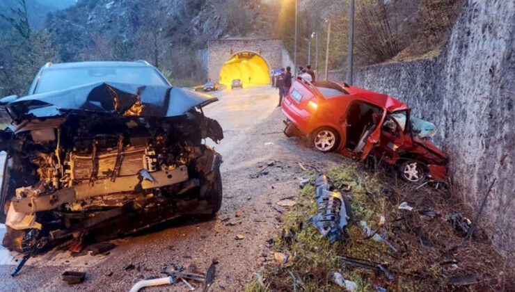 Karabük’teki Feci Kaza: Ağır Yaralanan Sürücü Hayatını Kaybetti, Soruşturma Devam Ediyor