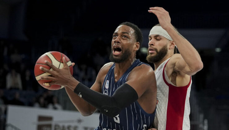 Anadolu Efes, Euroleague’de Barcelona Deplasmanında Galibiyet Arıyor: Maç Ne Zaman, Nerede?