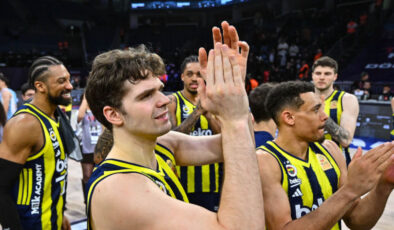 Fenerbahçe Beko, Maccabi Playoff Yolunda! EuroLeague’de Kritik Maç Sırbistan’da
