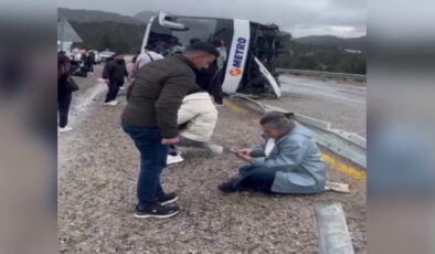 Son Dakika: Otobüs Devrildi! Yaralılar Var, Kurtarma Çalışmaları Devam Ediyor