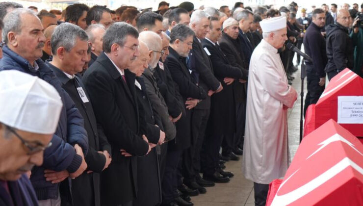 Katar’daki Helikopter Kazasında Şehit Olan ASELSAN Teknisyenleri İçin Duygusal Cenaze Töreni