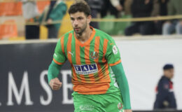 Ümit Akdağ İçin Transfer Savaşları Başlıyor: Galatasaray Devrede, Ayrılık Sinyali!