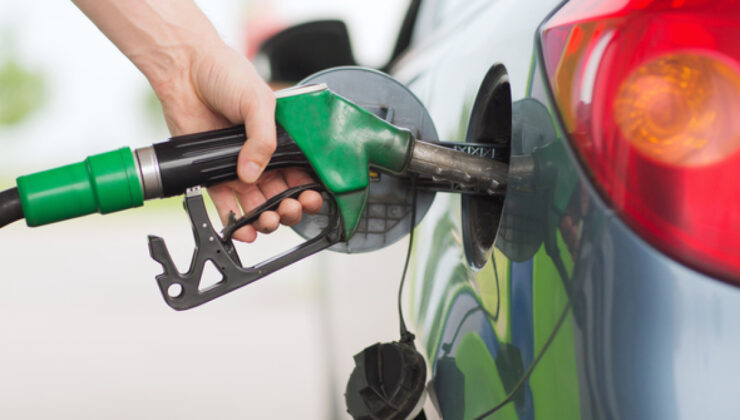 Ortadoğu Gerilimiyle Petrol Fiyatları Yükseldi: Akaryakıta Zam Geldi, Motorin 80 TL’ye Dayandı