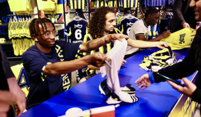 Fenerbahçeli Yıldızlar Guendouzi, Nene ve Cherif’ten İmza Şov: Taraftarlar Coştu!