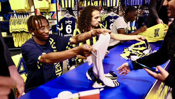 Fenerbahçeli Yıldızlar Guendouzi, Nene ve Cherif’ten İmza Şov: Taraftarlar Coştu!