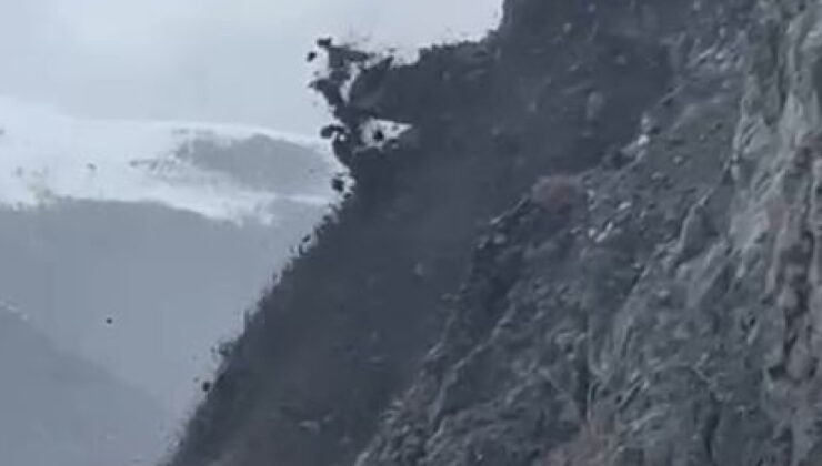 Yüksekova-Van Karayolu Heyelan Nedeniyle Ulaşıma Kapandı: Yüzlerce Araç Mahsur Kaldı