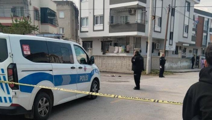 Mersin’de Korkunç Olay: Koca Tarafından Bıçaklanan Kadın Ağır Yaralandı, Eski Uzaklaştırma Kararı Detayı Şaşırttı