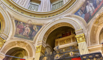 Roma’da Tarihi Saray Satışa Çıktı: Eski Papa’nın İzlerini Taşıyan Yapı 30 Milyon Euro’ya Alıcı Arıyor