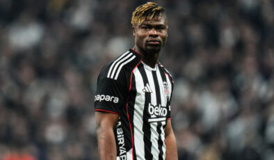 Beşiktaş’ın Yeni Stoperi Agbadou, Yüksek Bonservisini Unutturdu: Performansıyla Göz Dolduruyor