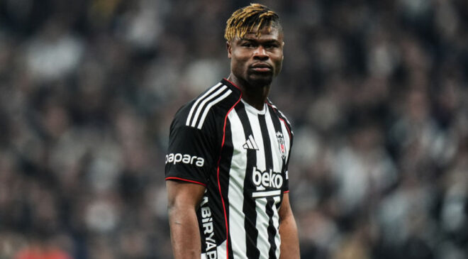 Beşiktaş’ın Yeni Stoperi Agbadou, Yüksek Bonservisini Unutturdu: Performansıyla Göz Dolduruyor