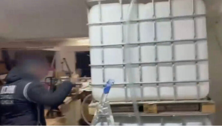 İstanbul’da Sahte İçki Operasyonları: 32 Gözaltı, 7 Tutuklama ve 130 Bin Şişe Sahte İçkinin Önlenmesi