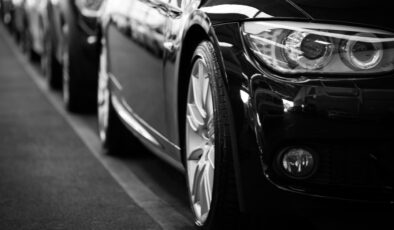 Otomobil Pazarı Şubat 2026’da Hafif Yükselişte: SUV’lar Zirvede, Elektrikli Araçlara Talep Artıyor