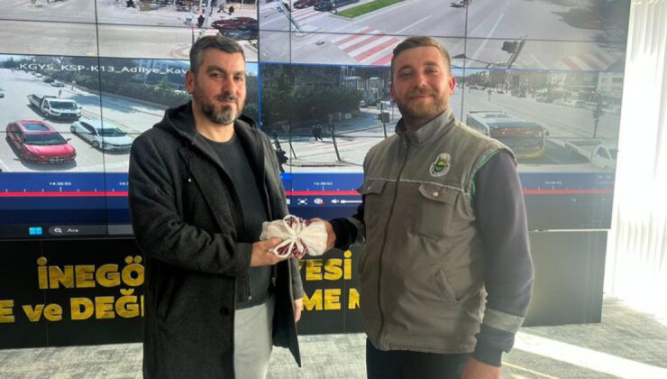 İnegöl’de Duyarlı Davranış: Kayıp Çantayı Bulan Belediye Çalışanından Örnek Hareket