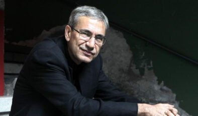 Orhan Pamuk’un Beyoğlu’ndaki Taray Apartmanı Yıkılıyor: Mahkeme Güçlendirme Talebini Reddetti