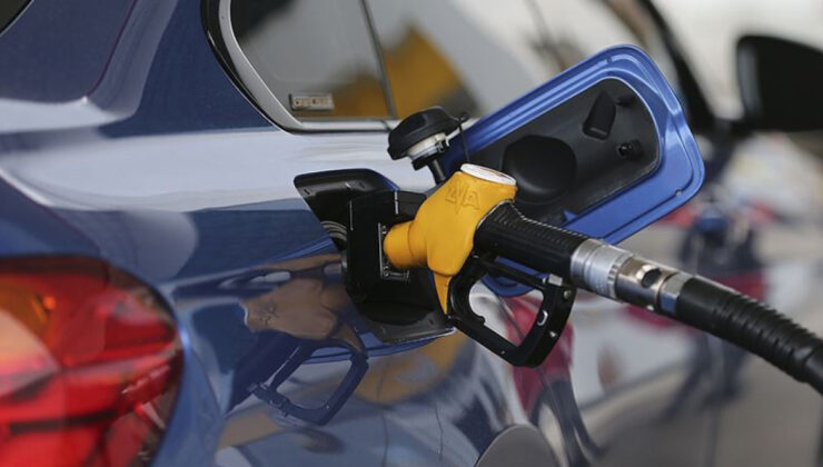 Orta Doğu’daki Savaş ve Petrol Fiyatları: Motorine İndirim Geldi, Savaşın Seyri Nasıl Değişecek?