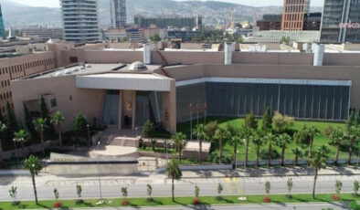 İzmir’de Çocukları Suça Teşvik Eden Sosyal Medya Paylaşımlarına Operasyon: 7 Tutuklama