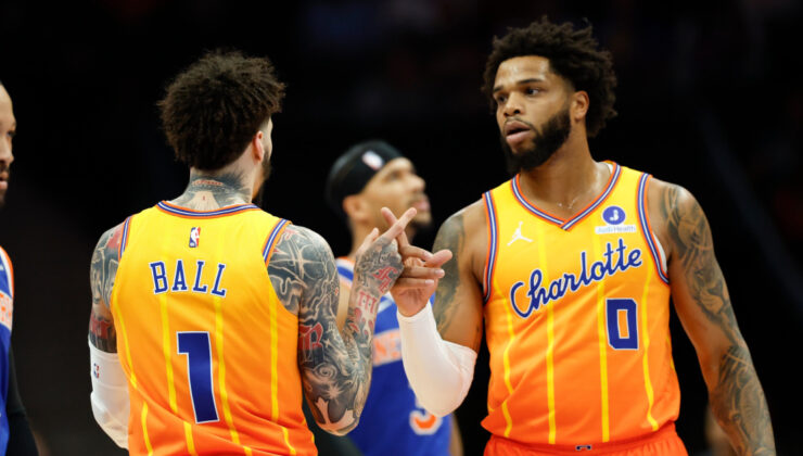 Charlotte Hornets, New York Knicks’in Galibiyet Serisini Sonlandırdı: Kon Knueppel’den Muhteşem Performans