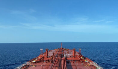 Hürmüz Boğazı’nda Gemiler Azalıyor: ABD/İsrail-İran Gerilimi Sonrası Ticaret Durma Noktasında