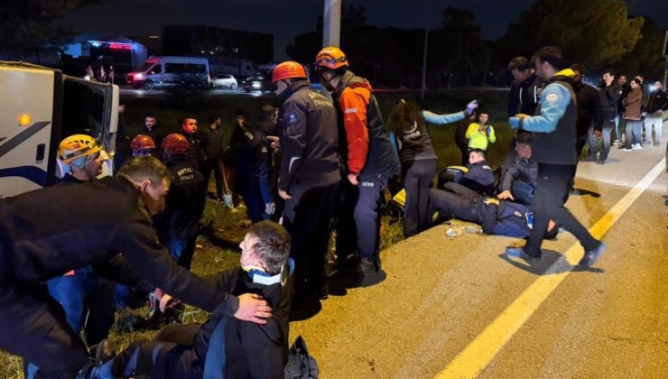 Antalya’da İnfaz Koruma Memurlarını Taşıyan Servis Aracı Şarampole Devrildi: 16 Yaralı