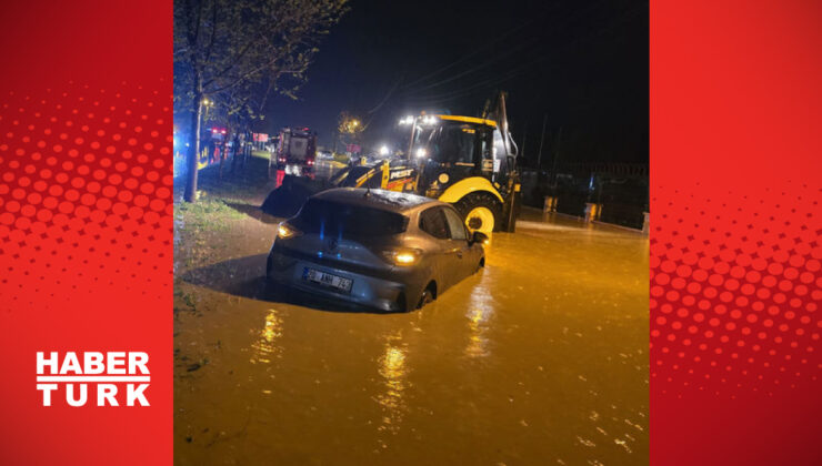 Turgutlu’da Sağanak Yağış Hayatı Felç Etti: Yollar Su Altında, Araçlar Mahsur Kaldı!