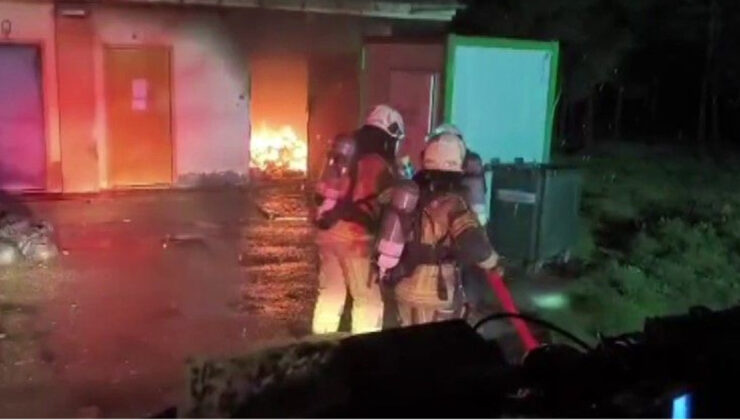 Diyarbakır Dicle Üniversitesi Onkoloji Tıbbi Atık Deposu Yangınında Panik: Olay Yeri Kontrol Altına Alındı