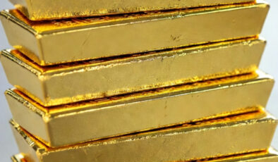 Altın Fiyatları Geri Çekildi: Doların Yükselişi ve Kâr Realizasyonu Etkili Oldu