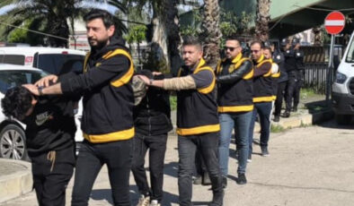 Adana’da Düzensiz Göçmen Denetimi ve Şüpheli Yakalamaları: Vedat Dalokay Hal Kompleksi’nde Operasyon