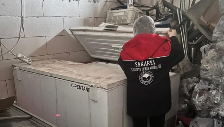Adapazarı’nda Son Tüketim Tarihi Geçmiş 200 Kilogram Tavuk Ürününe El Konuldu