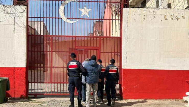 Aydın’da FETÖ Firarileri Yakalandı: 6 Yıl ve 6 Yıl 3 Ay Hapis Cezası Alan İki Şüpheli Gözaltına Alındı