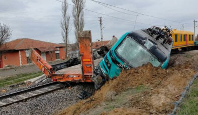 Nevşehir’de Yük Treni Kazası: TIR’a Çarptı, 2 Yaralı ve Çekmeköy’deki Öğretmen Cinayeti