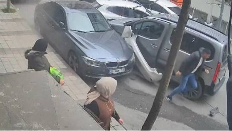 Sultangazi’de Trafik Kavgası: Kiralık Araç ve Hafif Ticari Araç Çarpıştı, Kaçış Anları Kamerada