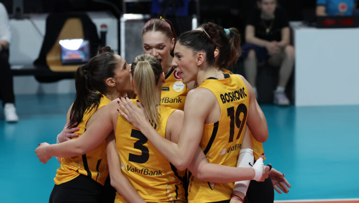 VakıfBank, AXA Sigorta Kupa Voley’de Yarı Finalde! Zeren Spor’u 3-1 Mağlup Etti