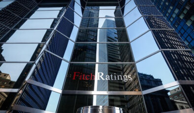 Fitch: Hürmüz Boğazı’nın Kapanması Geçici Olacak, Petrol Fiyatlarındaki Artışı Sınırlandıracak