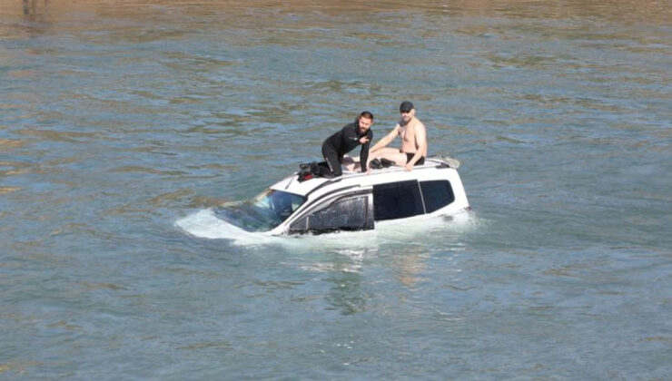 Tunceli’de Korkunç Kaza: Araç Baraj Gölüne Uçtu, Sürücü Yaralı Kurtarıldı