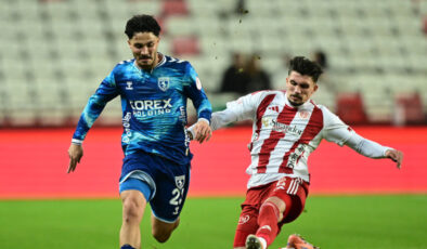 Samsunspor, Antalyaspor’u Deplasmanda Mağlup Ederek Ziraat Türkiye Kupası’nda Çeyrek Finale Yükseldi