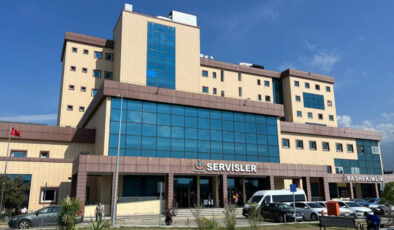 Alanya’da Parkta Fenalaşan Yaşlı Adam Hastanede Hayatını Kaybetti