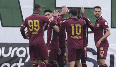 Bandırmaspor, Ümraniyespor’u Deplasmanda Devirdi: 2-1’lik Galibiyetle Play-Off Yarışında Önemli Adım