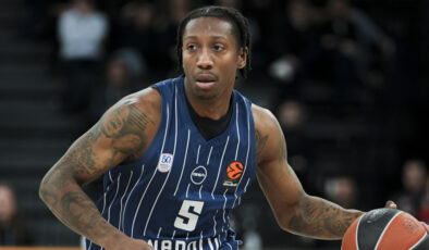 Anadolu Efes, Asvel’e Yenildi: Avrupa Ligi’nde Umutlar Azalıyor