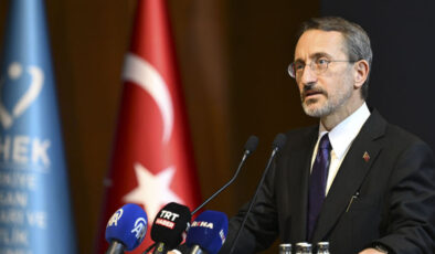 Son Dakika: Cumhurbaşkanı Kararıyla Yeni Büyükelçi Atamaları Gerçekleşti! Fahrettin Altun Vatikan’a, Mustafa Kibaroğlu Viyana’ya Atandı