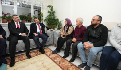 Bakanlardan Anlamlı Ziyaret: Öğretmen Fatma Nur Çelik Unutulmuyor, Şiddet Olayı Kınanıyor