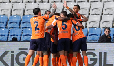 Başakşehir, Göztepe’yi 2-1 Mağlup Ederek Galibiyet Serisine Devam Etti: Süper Lig’de Heyecan Dorukta!