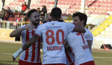 Boluspor, Iğdır FK’yı 2-0 Mağlup Etti: Arda Usluoğlu’ndan Duble, Iğdır’da Kırmızı Kart!