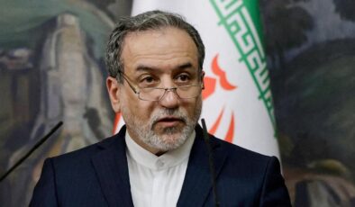 Arakçi’den Sert Açıklamalar: ABD-İsrail Politikaları ve Ekonomik Kriz Vurgusu