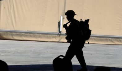 CENTCOM Komutanı’ndan İran Açıklaması: ABD, Orta Doğu’da Büyük Askeri Yığınakla İran’ı Hedef Aldı