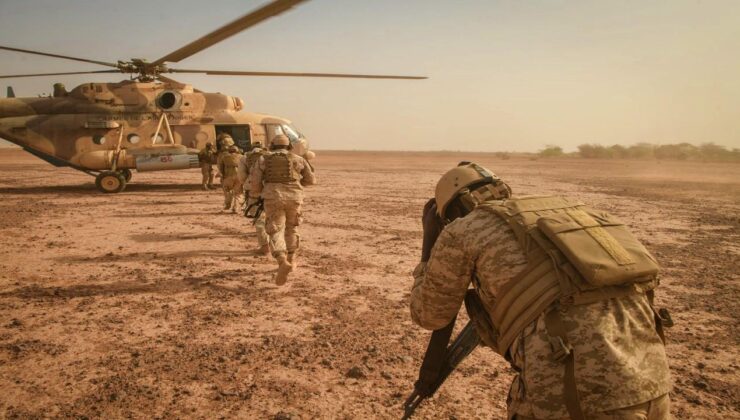 Eski CENTCOM Komutanı McKenzie’den Savaş Senaryoları: ABD, İran’da Kara Harekatını Yıllardır Değerlendiriyor