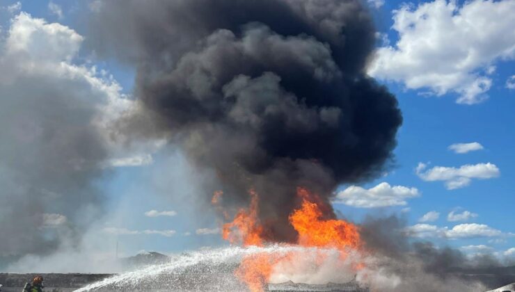 İran’dan Hürmüz Boğazı’nda Tehdit: ‘Gözlemlenen Gemiler Vurulacak’