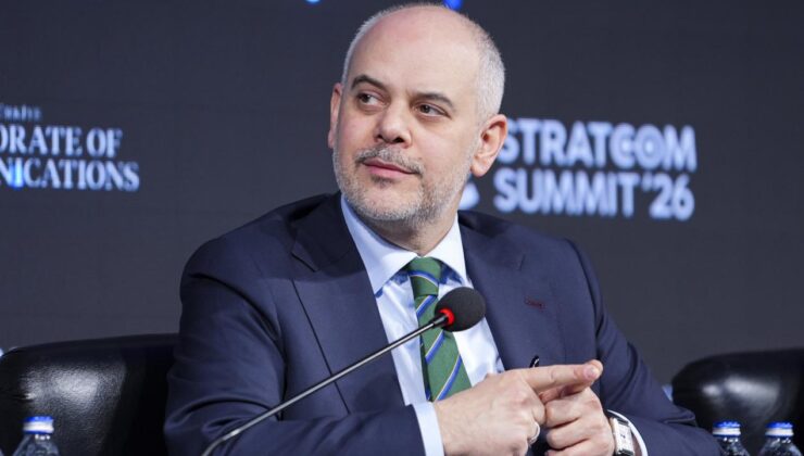 Kılıç’tan Stratejik İletişim Zirvesi’nde Önemli Değerlendirmeler: ‘Belirsizlik Çağında Krizler ve Yeni Dengeler’