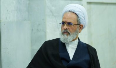 İran’da Geçici Liderlik Konseyi Üyesi Ayetullah Arafi’den ABD-İsrail’e Sert Mesaj: ‘Hesap Hatası Yaptılar’